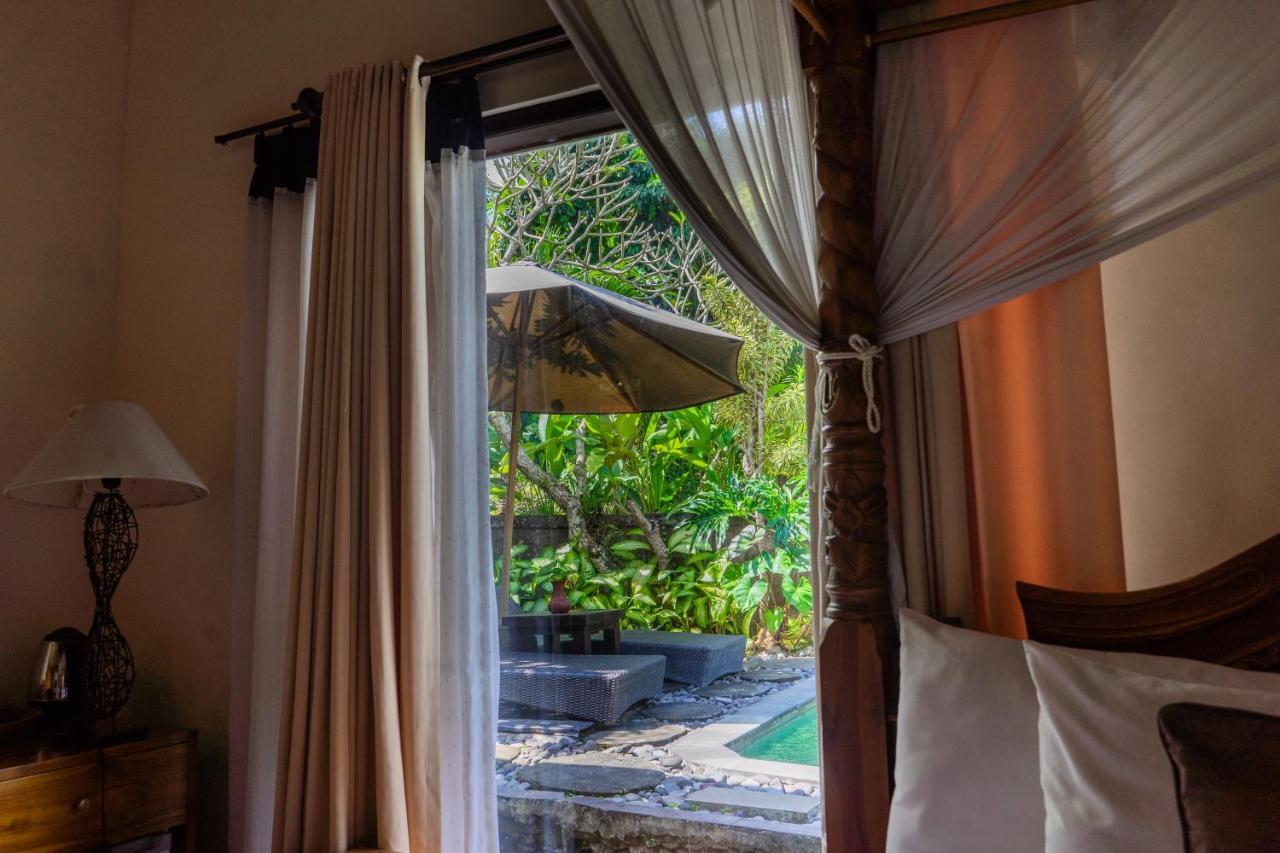 Jj And Ubud